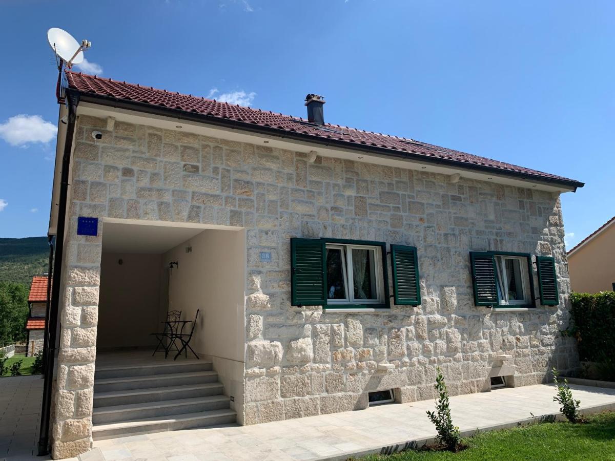 הוילה Donji Proložac Kameni Dvori מראה חיצוני תמונה